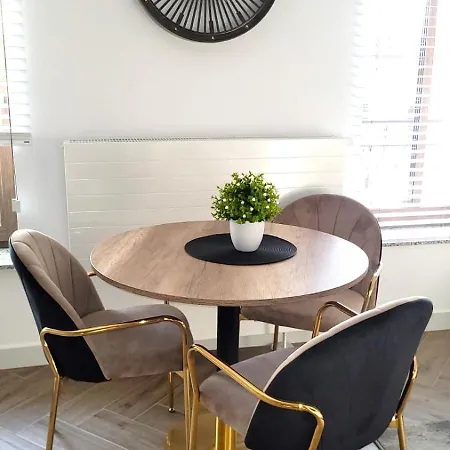 アパート Jaracza 28/17 スウプスク